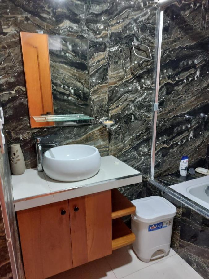 Apartamento Departamento Familiar Amplio Tranquilo Surco Lima